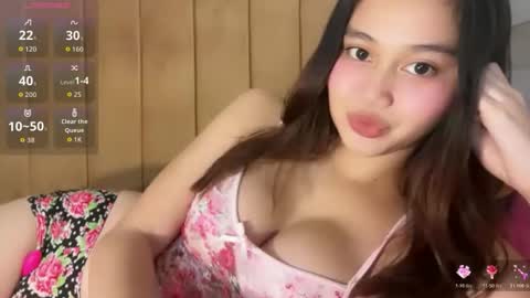 Snapshot of marylovely_19 chatting on April 30, 9:52 pm marylovely_19 online show from April 30, 9:52 pm