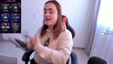 Dulce Maria online show from February 4, 4:35 pm