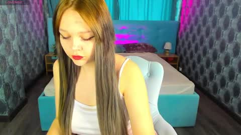 Snapshot of maryshiotta chatting on January 27, 8:18 am Mary online show from January 27, 8:18 am