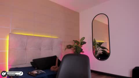 marysofff online show from February 10, 11:09 pm