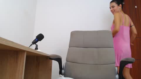 Snapshot of marysuz chatting on January 31, 2:49 pm 3 online show from January 31, 2:49 pm