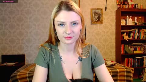 Maria online show from December 10, 11:00 am