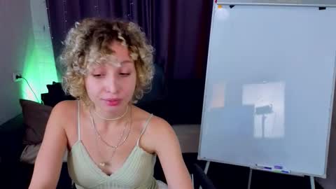 Mary online show from October 21, 5:52 am
