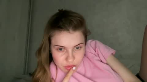 MaryYourr online show from June 30, 5:25 pm