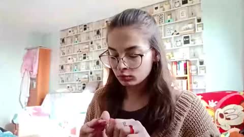 Kelly online show from April 8, 8:03 am