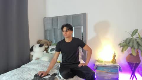 mash_angelo online show from January 11, 1:43 am