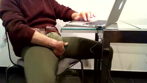 Snapshot of mask07 chatting on February 6, 7:40 pm Mask07 online show from February 6, 7:40 pm