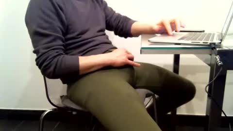 Snapshot of mask07 chatting on February 28, 8:07 pm Mask07 online show from February 28, 8:07 pm