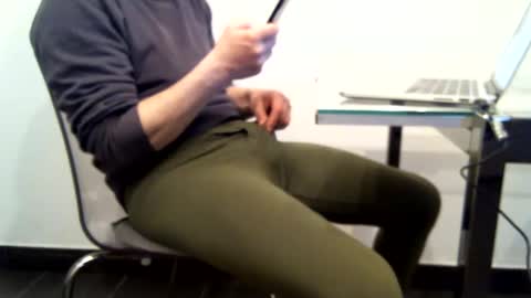 Snapshot of mask07 chatting on March 2, 5:04 pm Mask07 online show from March 2, 5:04 pm