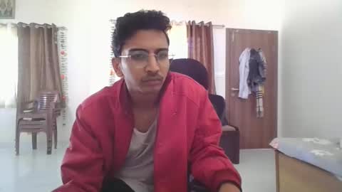 maskboyz2003 online show from January 8, 6:20 am