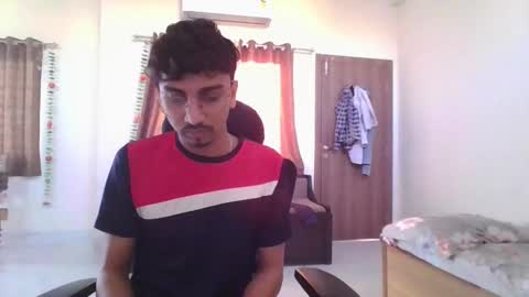 maskboyz2003 online show from March 10, 1:45 am