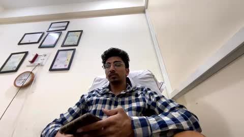 Mask Boy online show from February 5, 1:11 pm