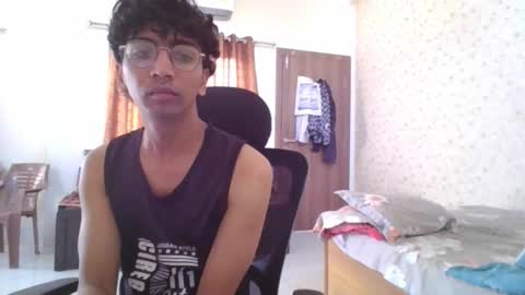 Mask Boy online show from October 14, 3:07 am