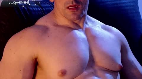 masked_bodybuilder online show from December 22, 1:45 am