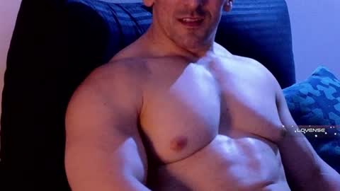 masked_bodybuilder online show from February 2, 9:45 pm