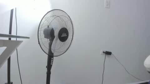 Scarlet  online show from December 16, 7:30 pm