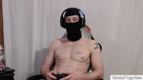 maskedyogaman online show from March 12, 1:56 am