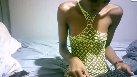 maskgang001 online show from November 26, 2:34 am