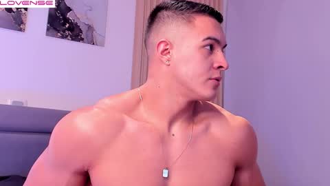 Mason Bennet online show from October 5, 10:13 am