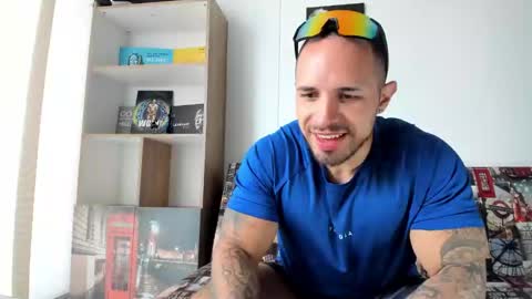 Snapshot of mason_fit chatting on February 11, 10:07 pm Mason Andre online show from February 11, 10:07 pm