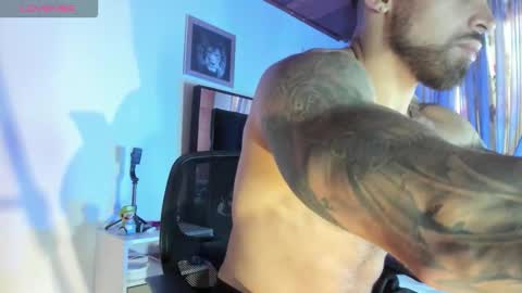 Snapshot of mason_fit chatting on November 4, 9:03 pm Mason Andre online show from November 4, 9:03 pm