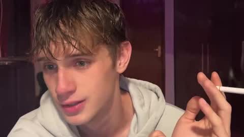 Snapshot of mason_gallagher chatting on November 18, 10:36 pm Mason online show from November 18, 10:36 pm