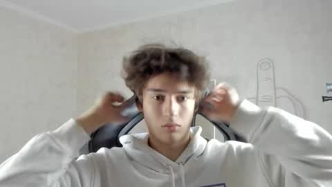 Snapshot of mason_jr chatting on September 27, 7:08 pm mason_jr online show from September 27, 7:08 pm