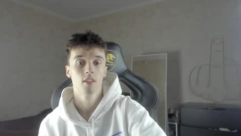 Snapshot of mason_warhol chatting on October 2, 4:03 pm Mason online show from October 2, 4:03 pm