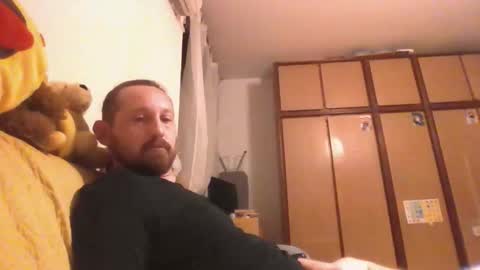 Snapshot of masoni_devil_take_xy chatting on October 5, 3:27 am Nikola online show from October 5, 3:27 am