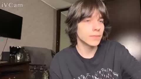 masonsilver_ online show from April 10, 3:39 pm