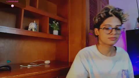   online show from October 16, 8:43 pm