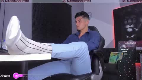 I am Massimo online show from December 24, 12:22 am