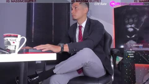 I am Massimo online show from January 6, 1:19 pm