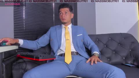 I am Massimo online show from June 1, 12:29 pm