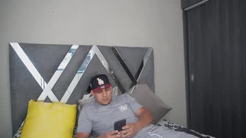 Snapshot of massimo_vidal chatting on September 20, 1:34 pm massimo_vidal online show from September 20, 1:34 pm