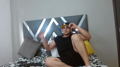 Snapshot of massimo_vidal chatting on September 22, 12:07 pm massimo_vidal online show from September 22, 12:07 pm