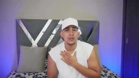 Snapshot of massimo_vidal chatting on October 1, 12:22 pm massimo_vidal online show from October 1, 12:22 pm