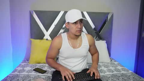 Snapshot of massimo_vidal chatting on October 7, 1:08 pm massimo_vidal online show from October 7, 1:08 pm