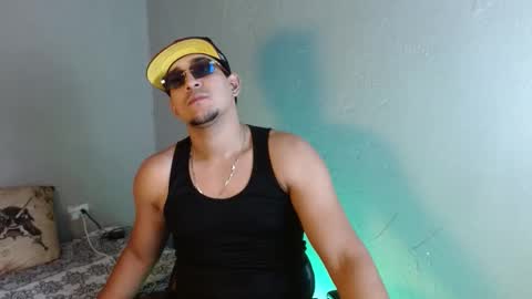 Snapshot of massimo_vidal chatting on November 6, 2:45 am massimo_vidal online show from November 6, 2:45 am