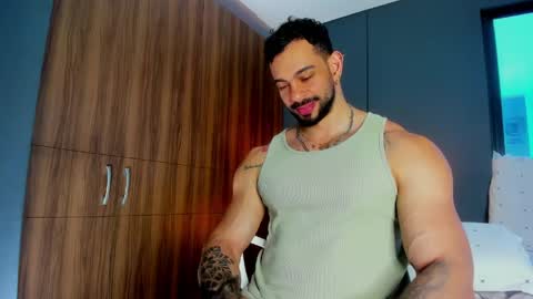 massimo online show from April 10, 4:23 pm