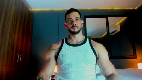 massimo online show from April 15, 1:23 am