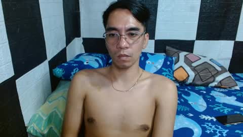 massive_boner02 online show from December 6, 6:28 pm