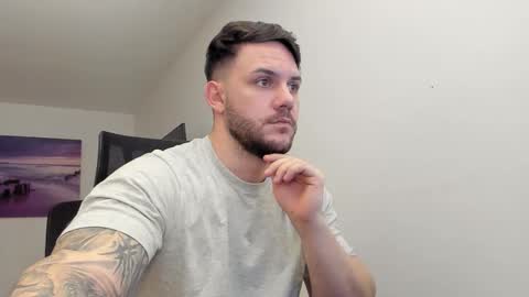 Snapshot of master_alexxxander chatting on November 28, 6:38 am Alex online show from November 28, 6:38 am