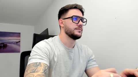 Alex online show from December 4, 7:06 am