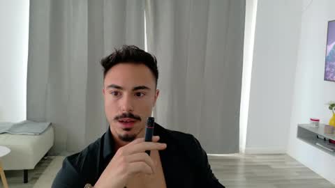 Snapshot of master_lukass chatting on May 14, 9:38 am master_lukass online show from May 14, 9:38 am