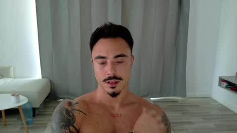 Snapshot of master_lukass chatting on May 26, 4:25 pm master_lukass online show from May 26, 4:25 pm