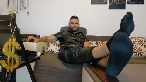 Snapshot of master_roberto333 chatting on July 19, 5:38 pm SIR online show from July 19, 5:38 pm
