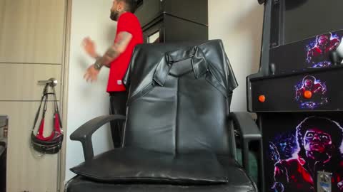 Snapshot of master_steven_01 chatting on March 3, 7:49 pm steven online show from March 3, 7:49 pm