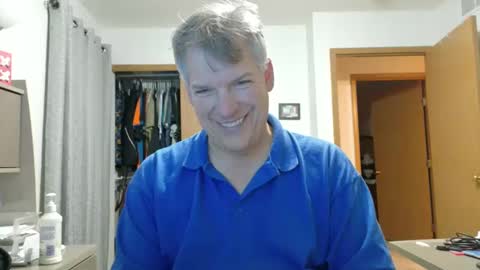 Snapshot of master_thorn chatting on March 9, 4:49 am Master Thorn online show from March 9, 4:49 am