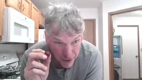 Snapshot of master_thorn chatting on March 9, 3:38 pm Master Thorn online show from March 9, 3:38 pm